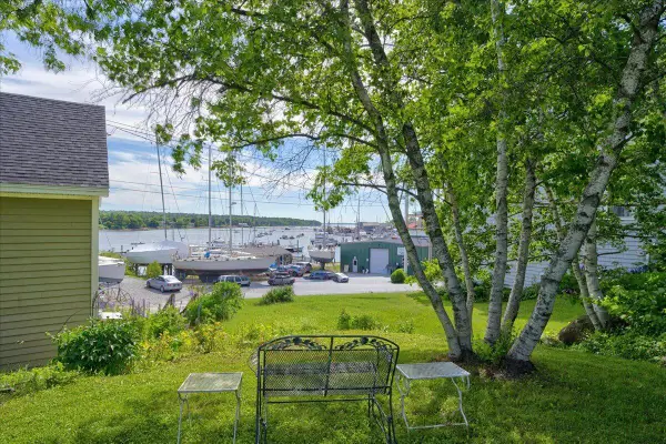 104 Front Street, Belfast, ME 04915