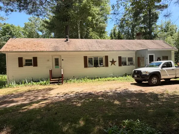 41 Town Farm Road, Buxton, ME 04093