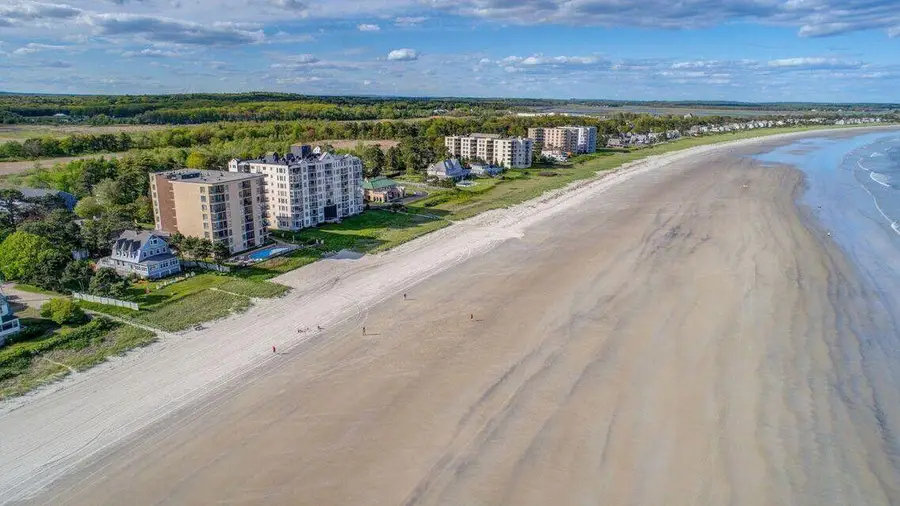 207 E Grand Avenue #C2, Old Orchard Beach, ME 04064 - #3