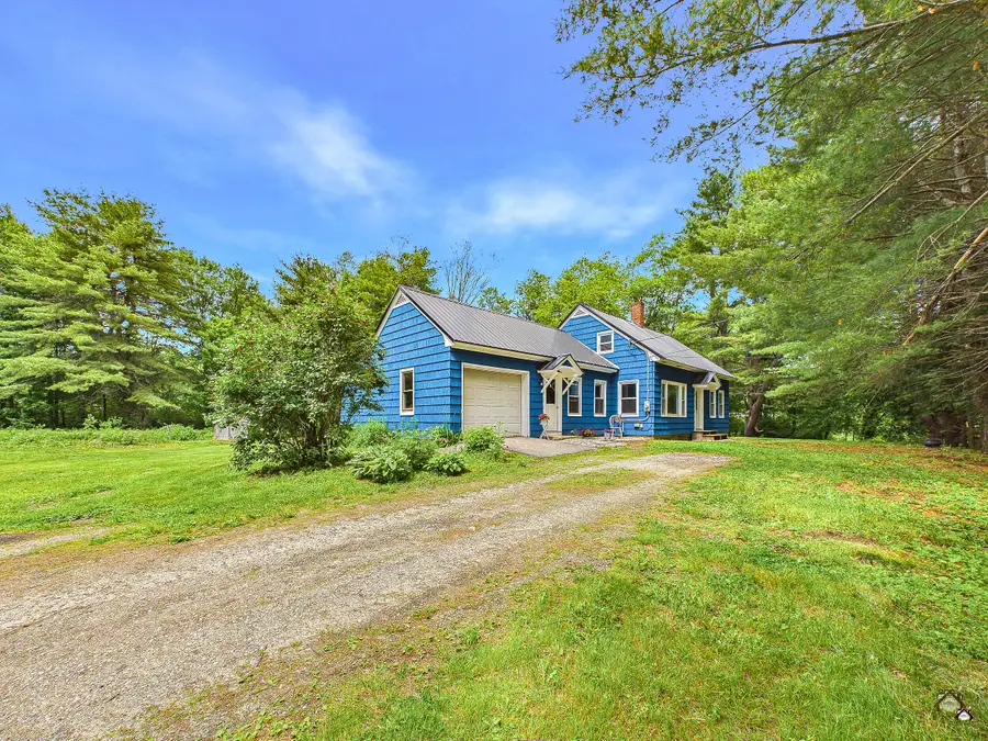 207 Pleasant Street, Mechanic Falls, ME 04256 - #3