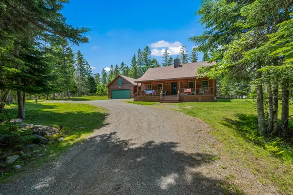 9 Star Gazer Lane, Rangeley, ME 04970