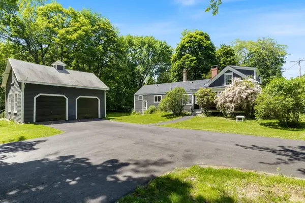 404 Blackstrap Road, Falmouth, ME 04105
