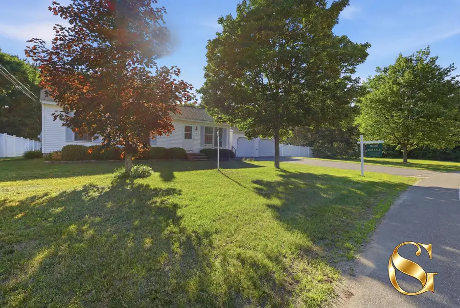 16 Coville Road, Topsham, ME 04086 - #2
