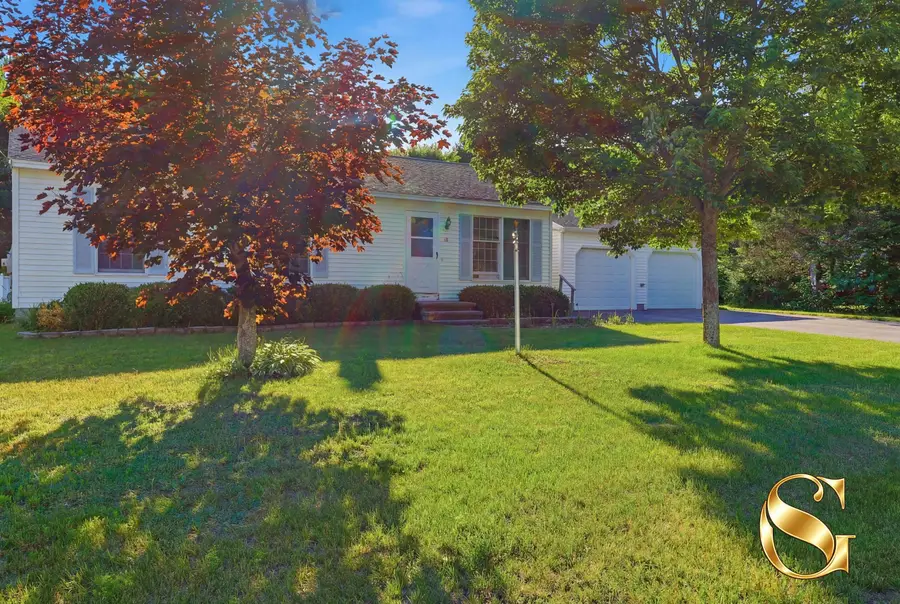 16 Coville Road, Topsham, ME 04086 - #3