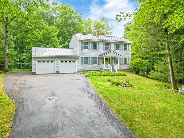 40 Pheasant Run Road, Belgrade, ME 04917