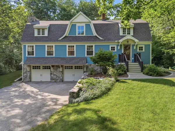 19 Field Avenue, York, ME 03909
