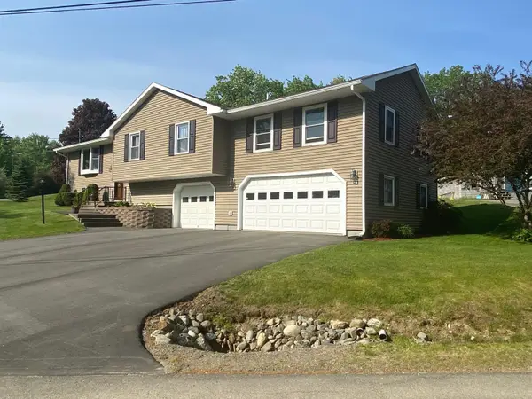 5 Michael Drive, Baileyville, ME 04694