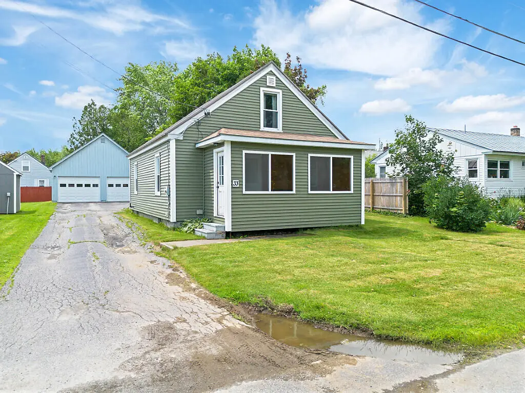 33 Cottage Street, Fairfield, ME 04901 - #1