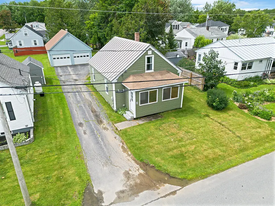 33 Cottage Street, Fairfield, ME 04901 - #2