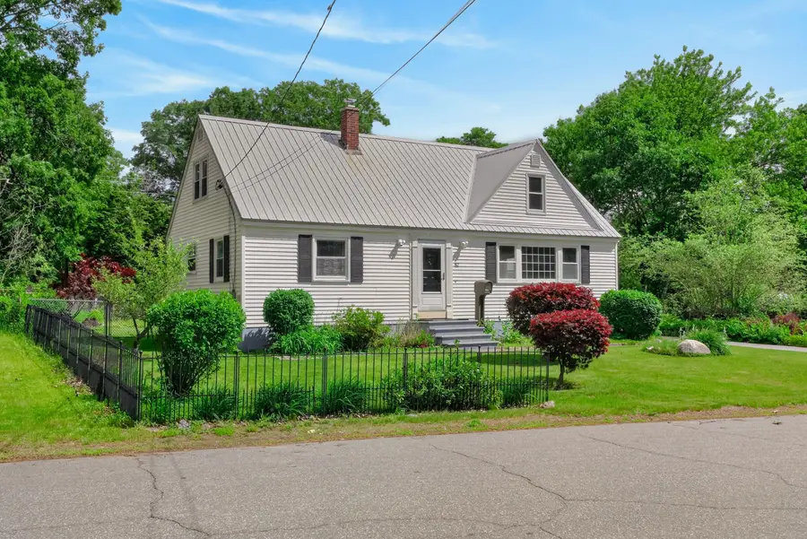 82 Columbia Avenue, Brunswick, ME 04011 - #2