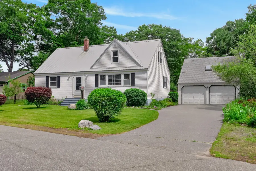 82 Columbia Avenue, Brunswick, ME 04011 - #3
