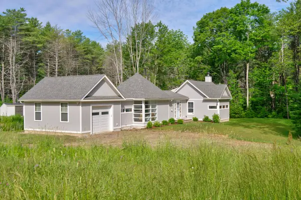 11 Ledgewood Drive, Brunswick, ME 04011