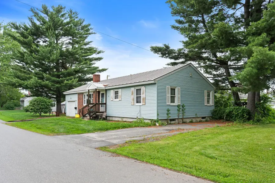 24 Cottage Street, Fairfield, ME 04937 - #2