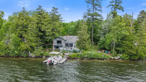 15 Memory Lane, Lincoln, ME 04457