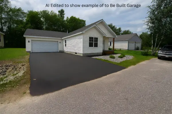 17 Streamside Drive, Auburn, ME 04210