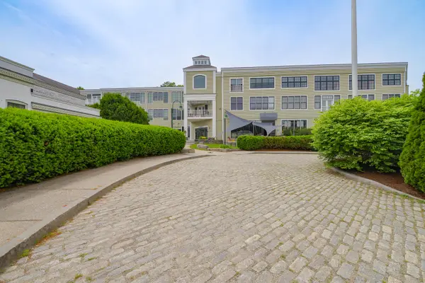 40 Washington Street # 310, Camden, ME 04843