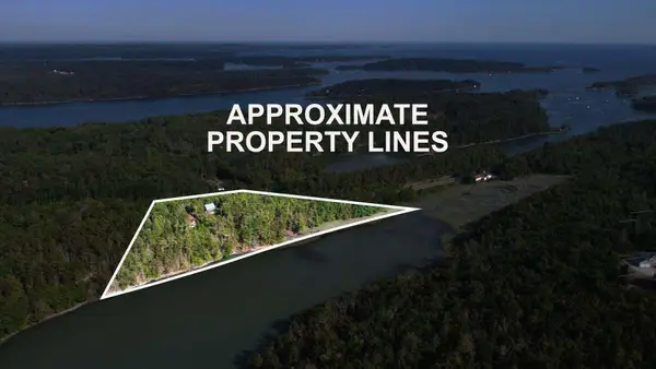 11 Orion Point Way, Harpswell, ME 04079