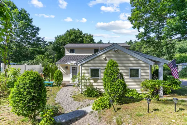 27 Somerset Avenue, Old Orchard Beach, ME 04064