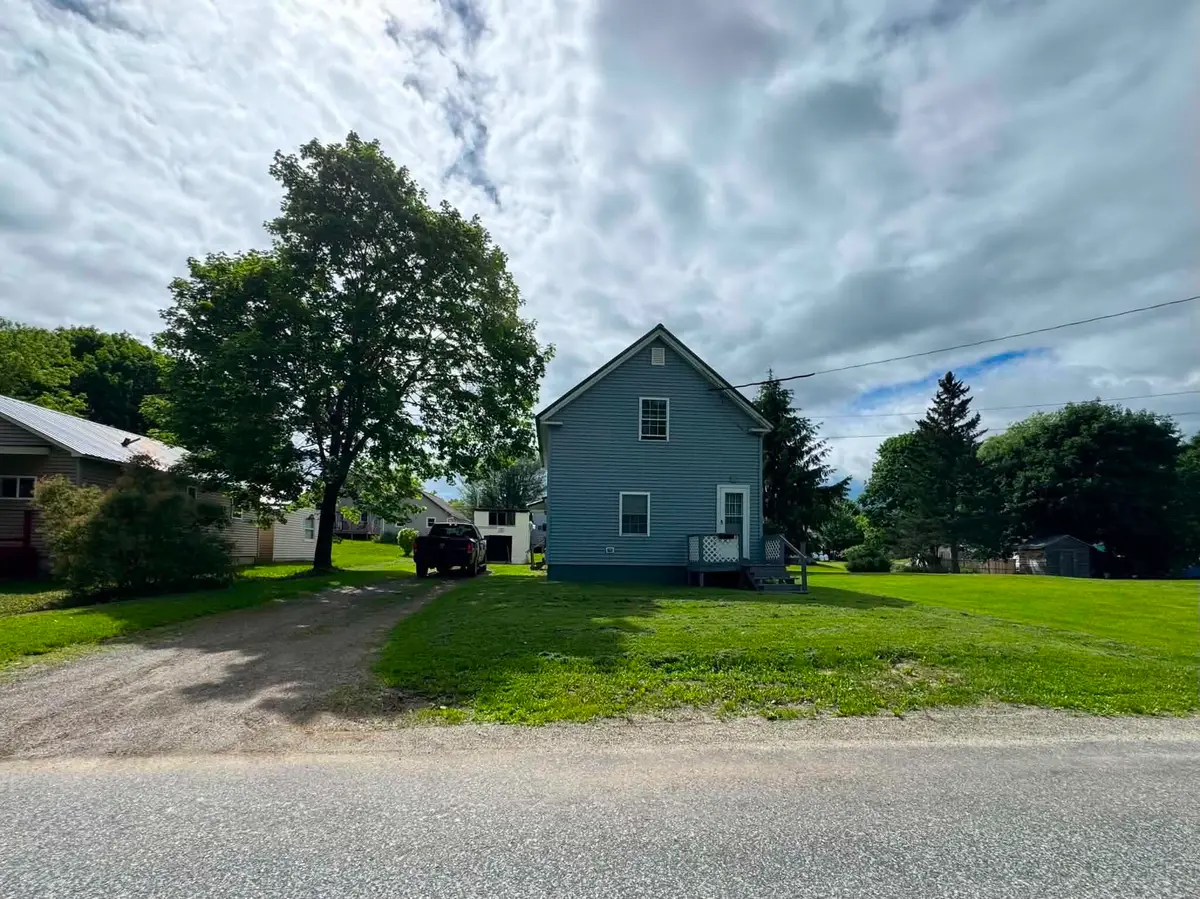 9 Perry Street, Lincoln, ME 04457 - #1