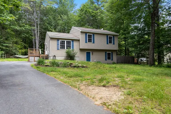 20 Swans Road, Raymond, ME 04071