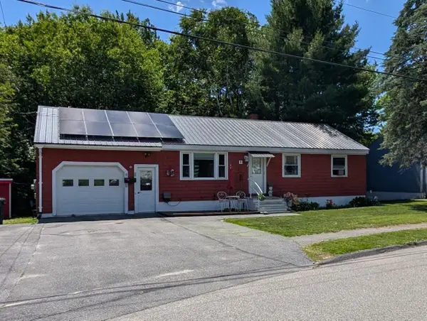 8 Kenneth Road, South Portland, ME 04106