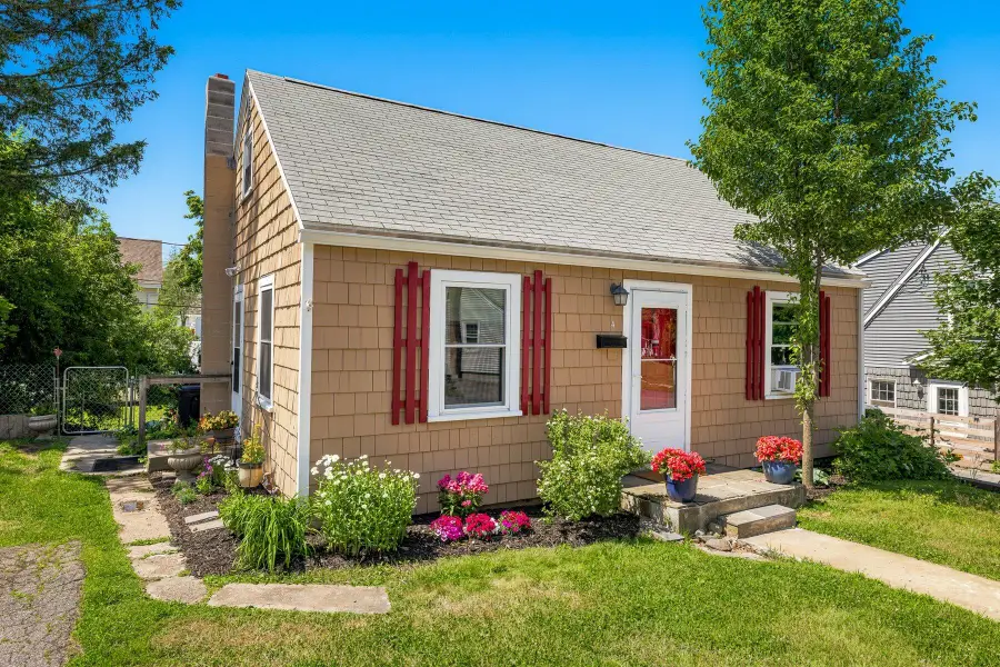 4 Halstead Street, Kittery, ME 03904 - #2
