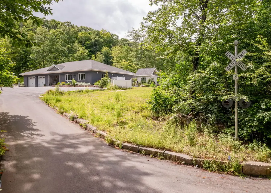 36 Rail Road, Alfred, ME 04002 - #2