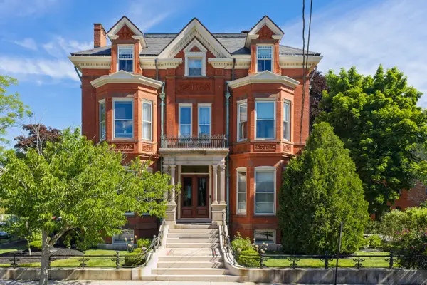 161 Pine Street #4, Portland, ME 04102