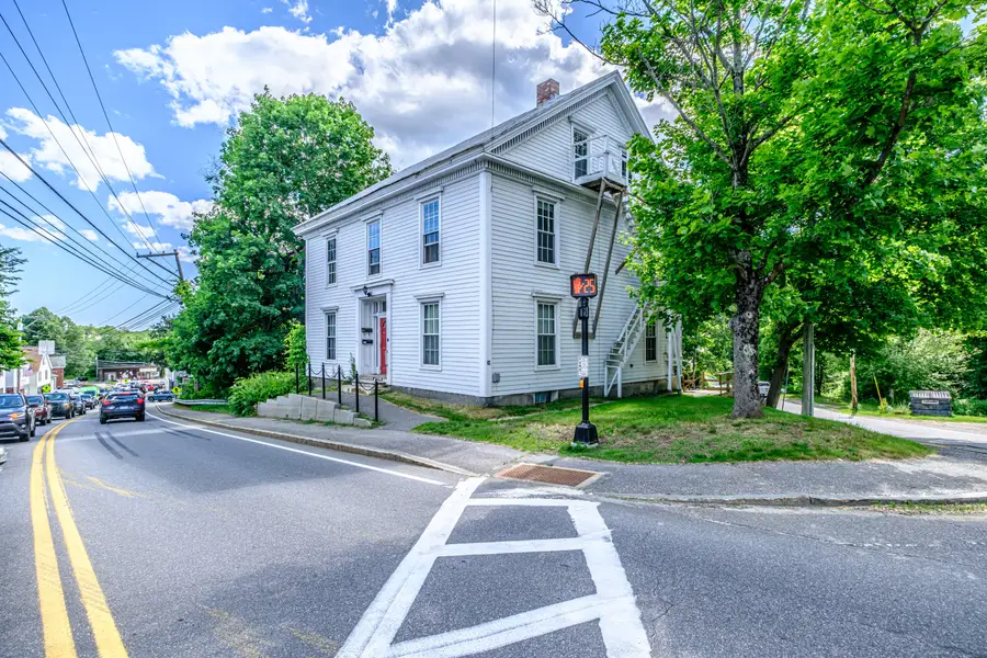34 Main Street, Topsham, ME 04086 - #3