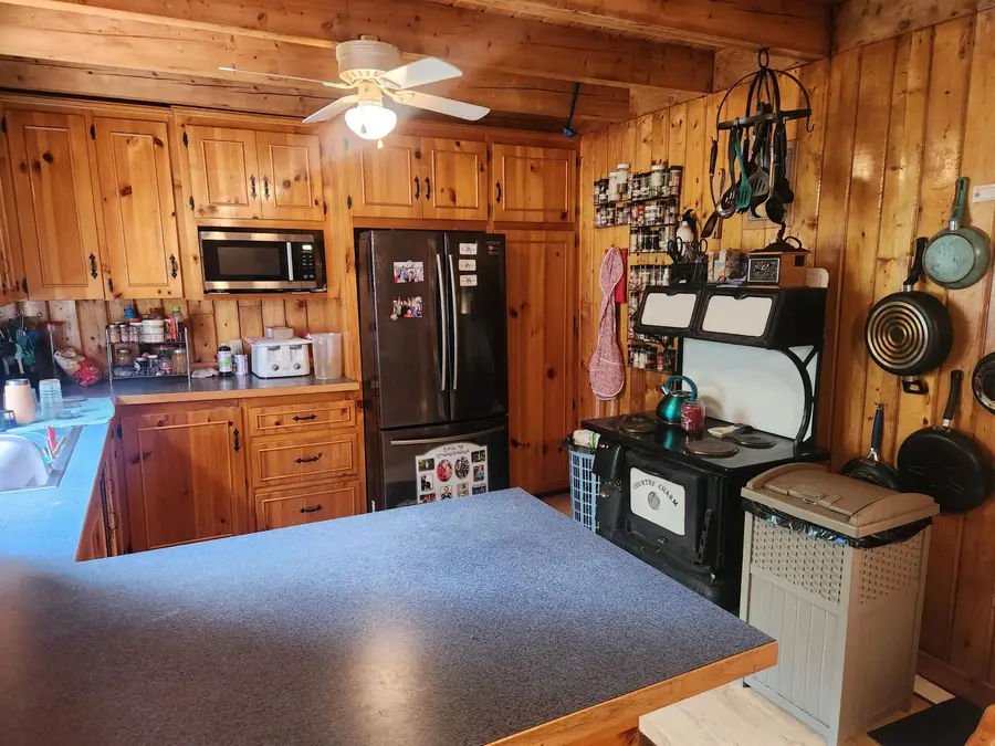 19 Hemlock Park Drive, Jefferson, ME 04348 - #3