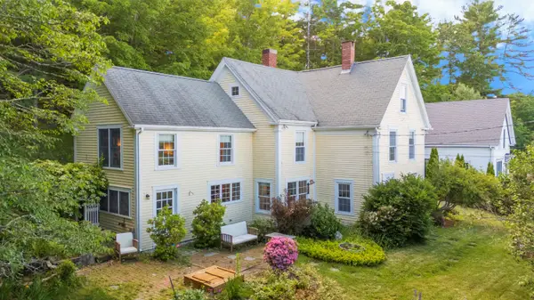 8 Old Austin Road, Newcastle, ME 04553