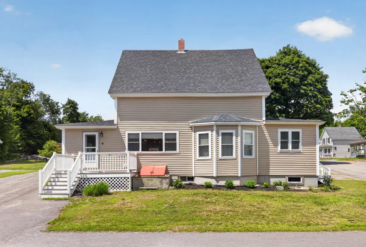 4 Knox Street, Millinocket, ME 04462 - #1