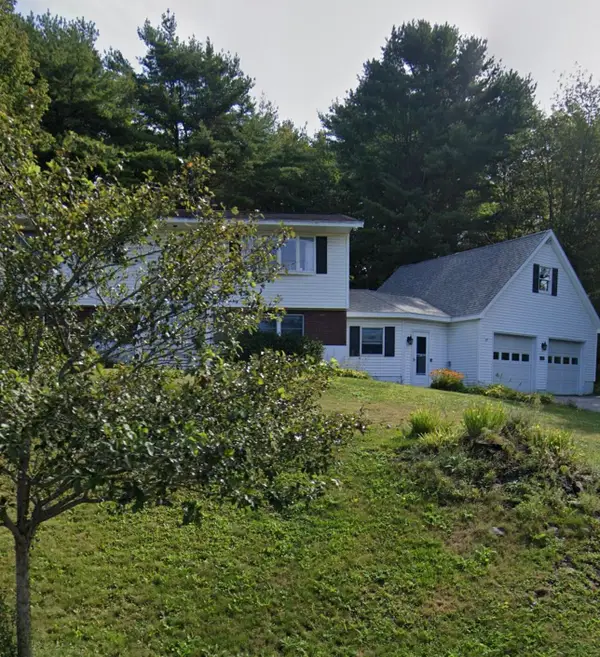 972 Wiscasset Road, Boothbay, ME 04537
