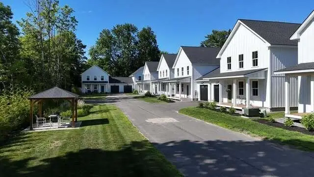 17 Magnolia Lane #17, Gardiner, ME 04345 - #2