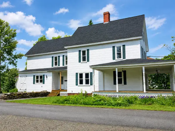 27 Pleasant Street, Fort Kent, ME 04743