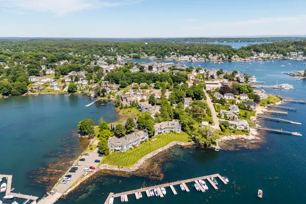 52 Mcfarland Point Drive #27, Boothbay Harbor, ME 04538