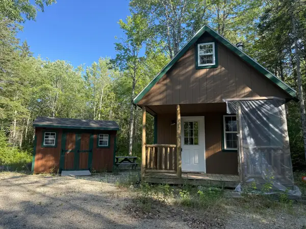 143 Settlers Drive, Hancock, ME 04640