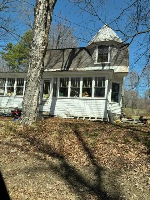44 High Street, Bingham, ME 04920