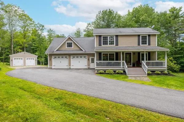 147 Spiller Hill Road, Raymond, ME 04071