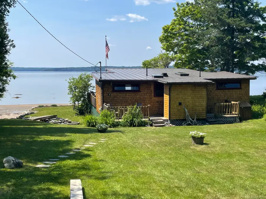 11 Ribame Shores Road W, Castine, ME 04421 - #3