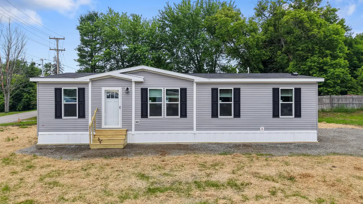 17 Spring Street, Newport, ME 04953 - #1