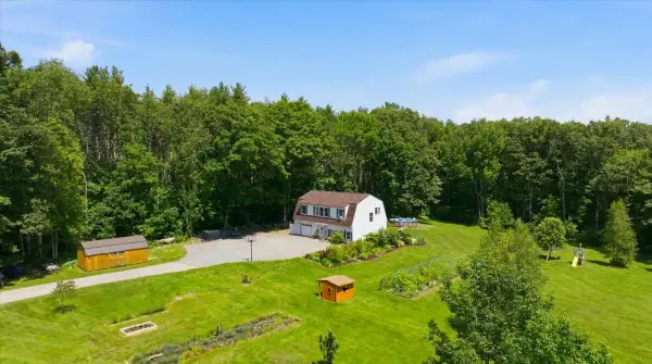 621 W Auburn Road, Auburn, ME 04210