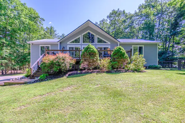 10 Bear Point Road, Harrison, ME 04040