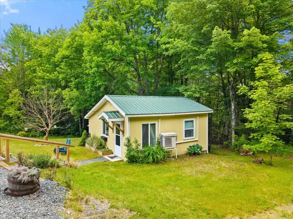 19 Perry Lane, Amherst, ME 04605