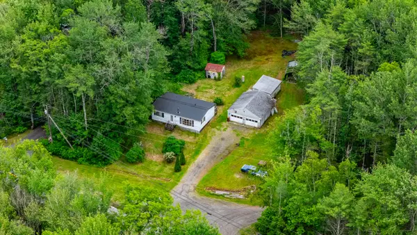 41 River Road, Boothbay, ME 04537