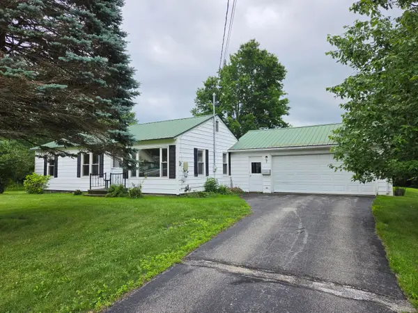 7 Turner Lane, Paris, ME 04281