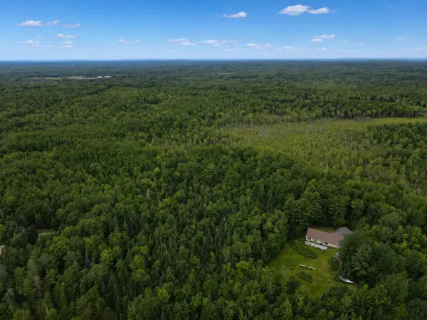 43 Richards Road, Glenburn, ME 04401