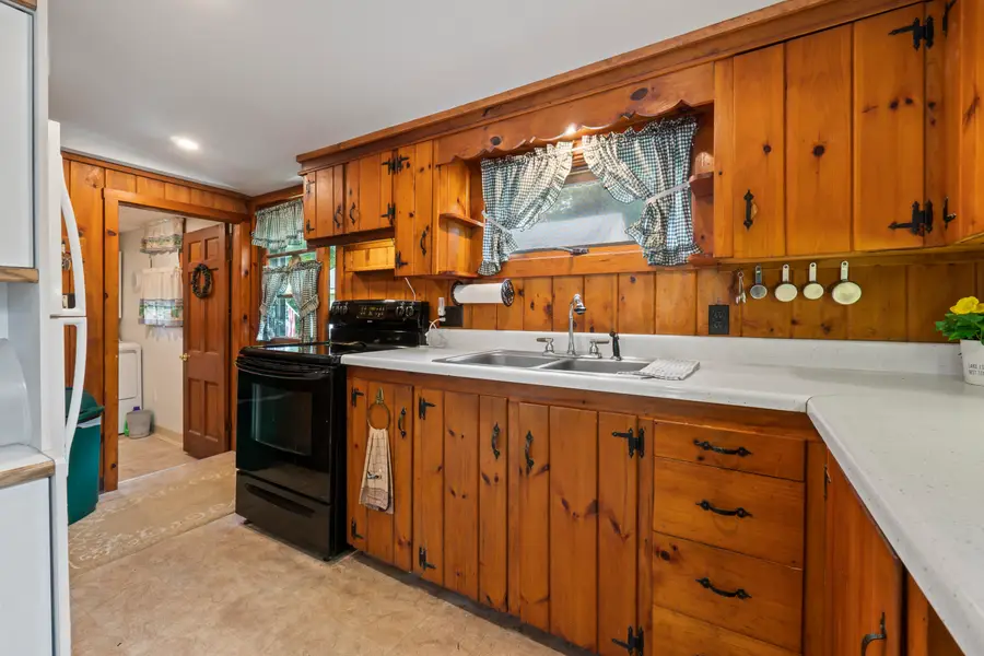 6 Plummer Drive, Raymond, ME 04071 - #2