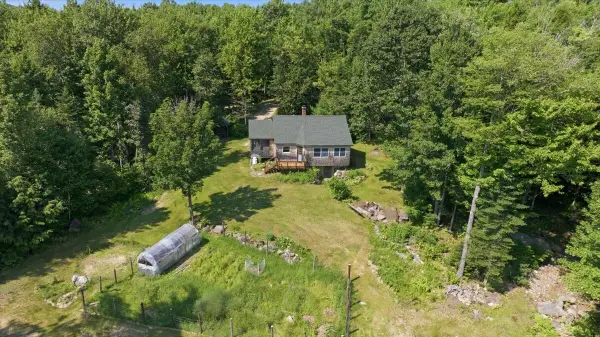 24 Bradeen Road, Sumner, ME 04292