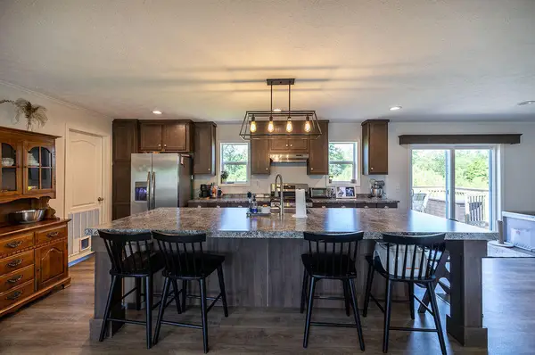 55 Pindo-polara, Jefferson, ME 04348